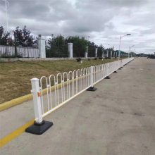 【安裝商丘公路道路鋅鋼隔離欄 交通安全京式設施圍欄 城市馬路防撞防護欄圖片】安裝商丘公路道路鋅鋼隔離欄 交通安全京式設施圍欄 城市馬路防撞防護欄
